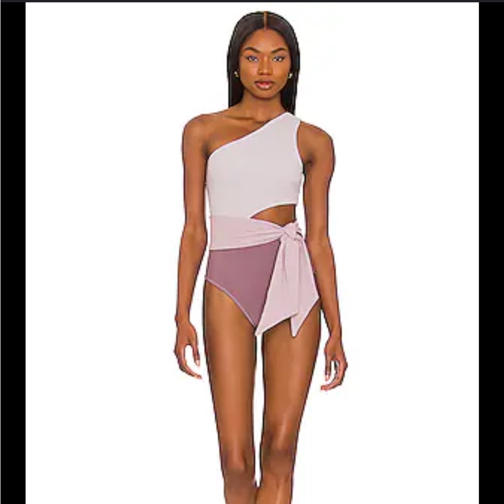 Carlie One Piece in Lavender Fields
BEACH RIOT